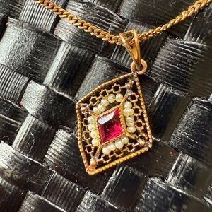 Vintage Seeded Pearls and Ruby Pendant Necklace